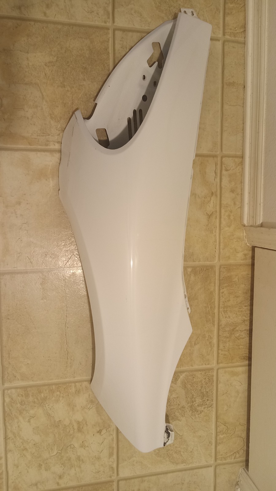 16-20 McLaren 570 drivers front fender