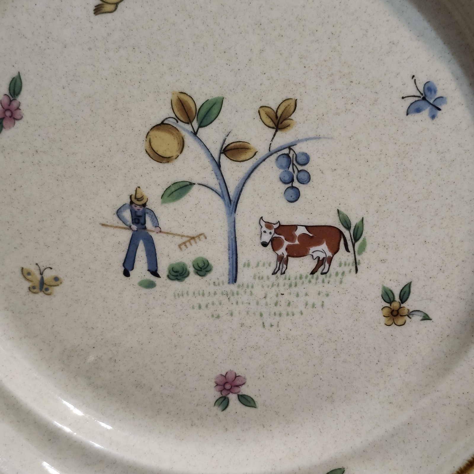 Vintage Heartland Salad Dessert Plates SET of 4 International Stoneware Japan 