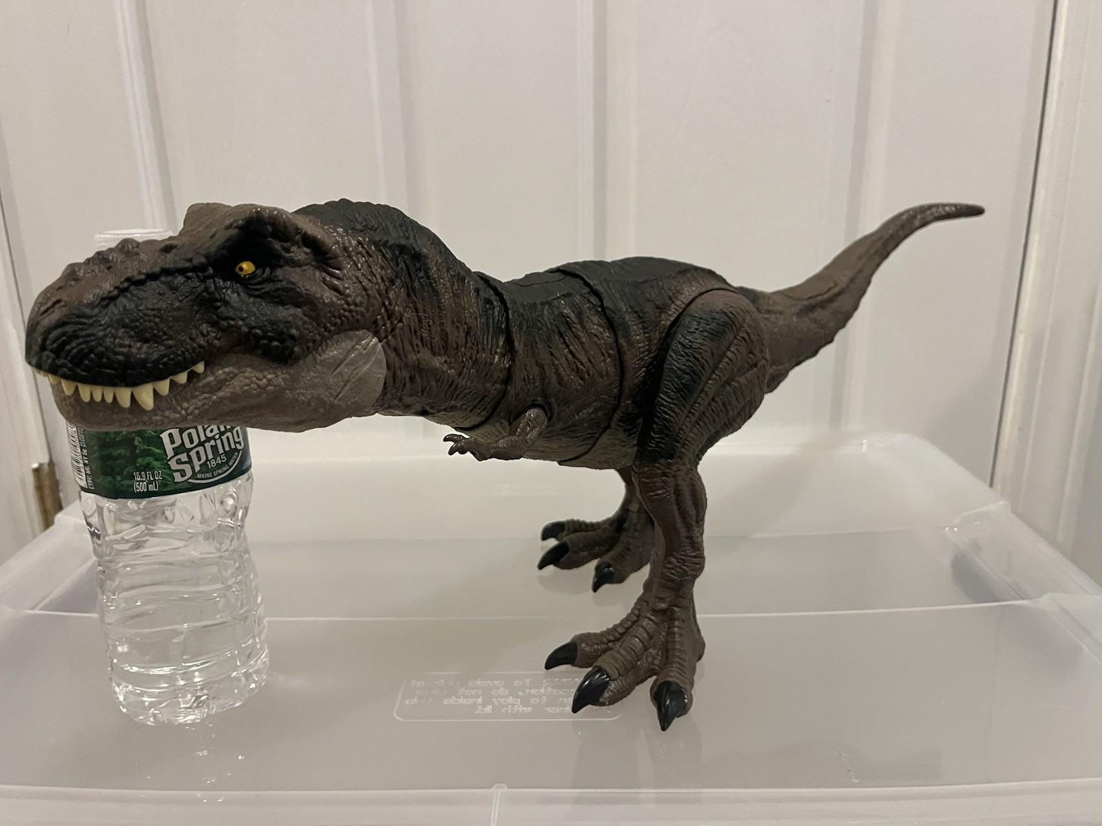 Jurassic Park World Tyrannosaurus T Rex Dominion Thrash n Devour Dinosaur Toy