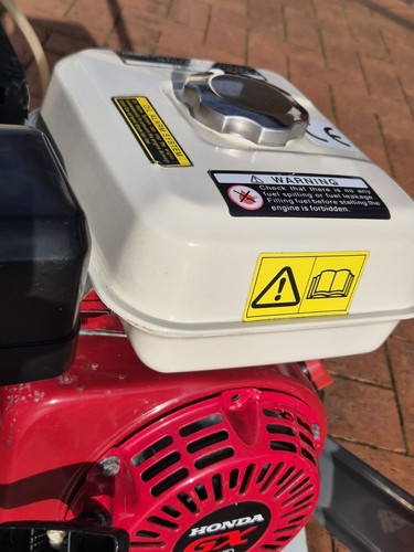 HONDA PETROL PRESSURE WASHER CLEANER GX160 (HONDA ENGINE) 2500PSI - Picture 11 of 12