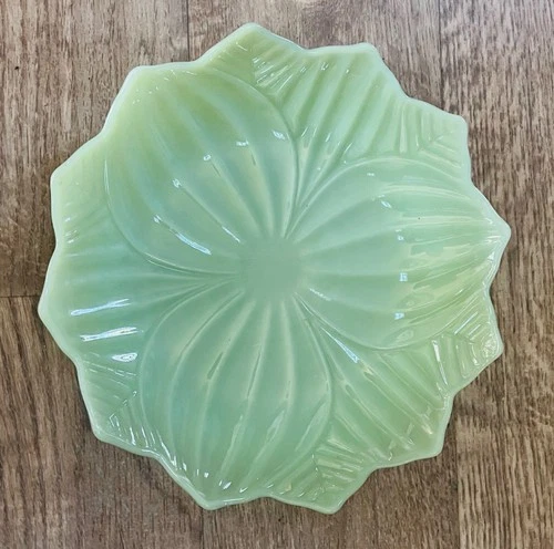 Vintage Fire King Jadeite Green 8" Salad Plate Lotus Flower 8 Inch Diameter
