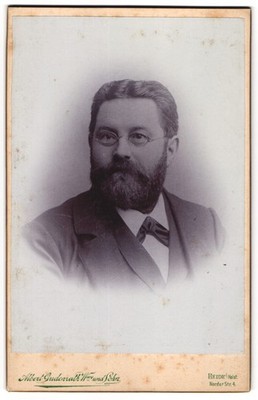 Fotografie Albert Gudenrath Wwe und Sohn, Heide /Holst., Norder Strasse 4, Freu 