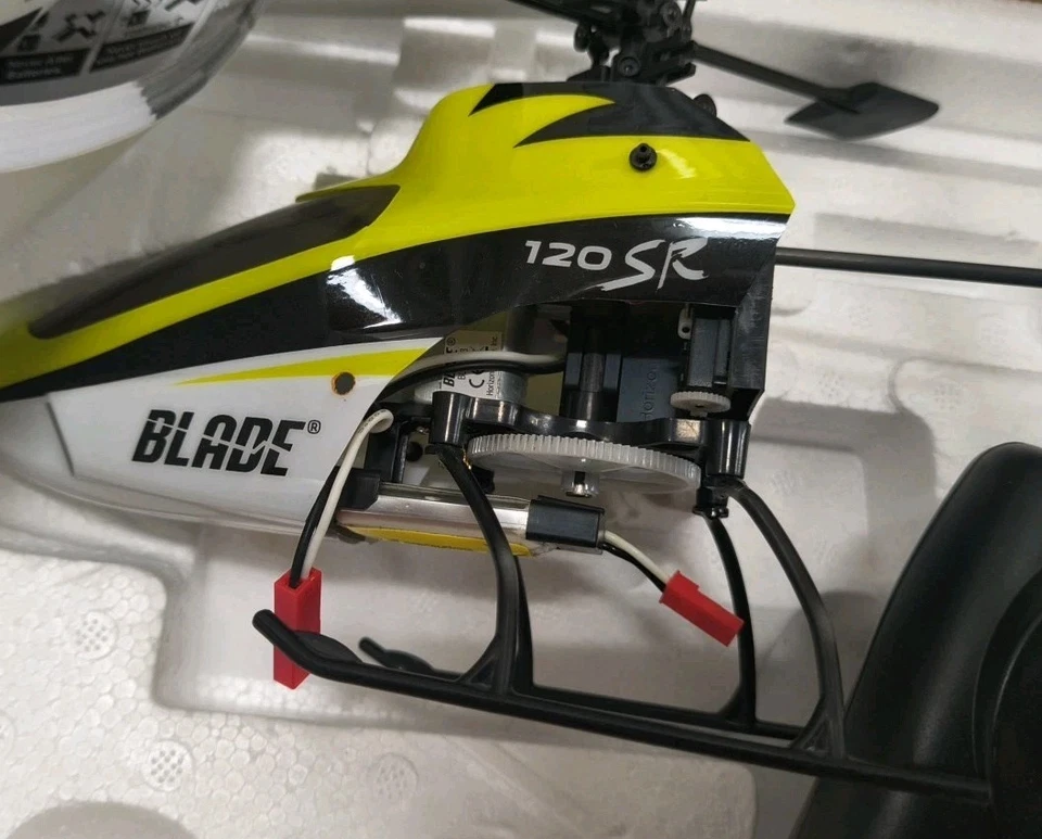 HORIZON HOBBY E-FLITE BLADE 120 SR ELEKTRISCHER HUBSCHRAUBER FUNKSTEUERUNG RC RTF KIT - Bild 4 von 4