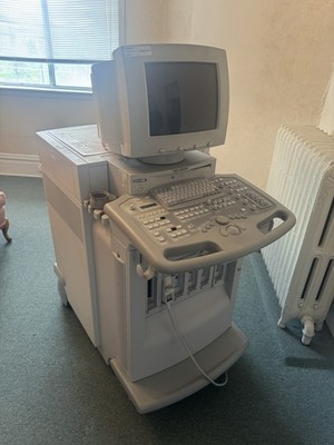 ACUSON Aspen ULTRASOUND SYSTEM S#40006 Versatile Cart 120vac 12amp