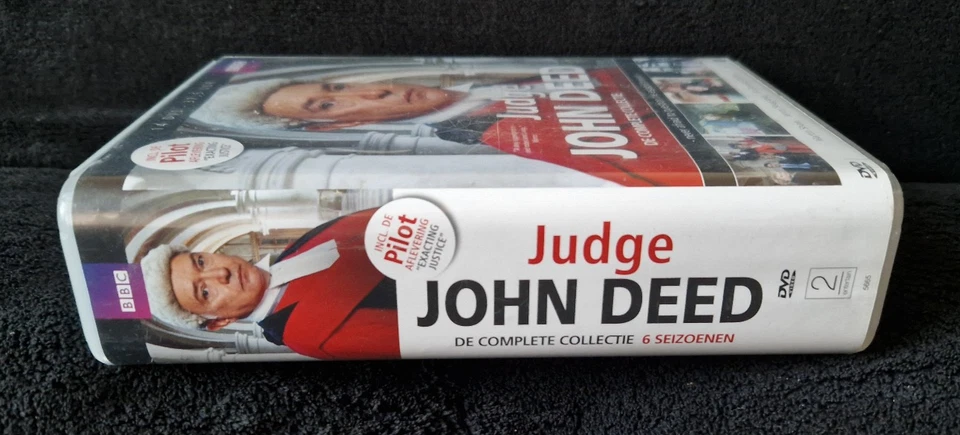 Judge John Deed Complete Collection - Series 1-6 - Region 2 DVD - Dutch release - Image 3 of 4