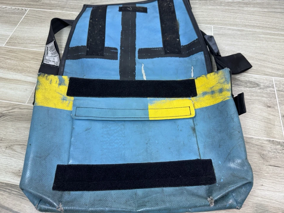 Lot Of 3 FREITAG Shoulder Messenger Bag F12 F21 F21 Unisex Rare Recycled PVC - Image 4 of 4