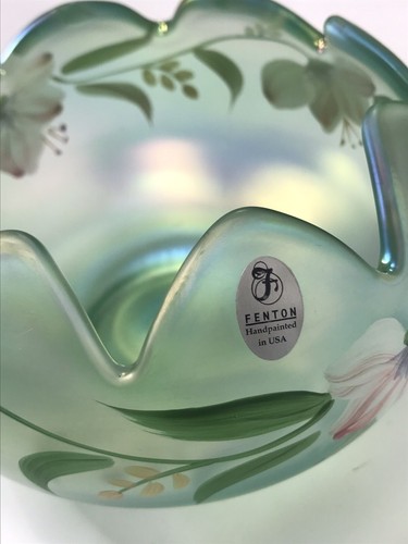 Fenton The Museum Collection Iridescent Glass Art Hand Painted Flowers Rose Bowl - Picture 13 of 13