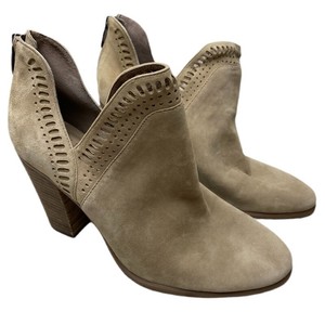 fileana split shaft bootie