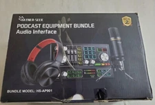 Hayner Seek Podcast Equipment Bundle Audio Interface appears used