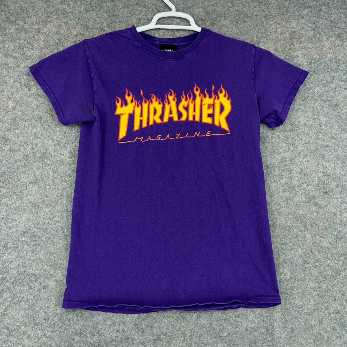 Thrasher Shirt Mens Small Purple Flames Skating Skater