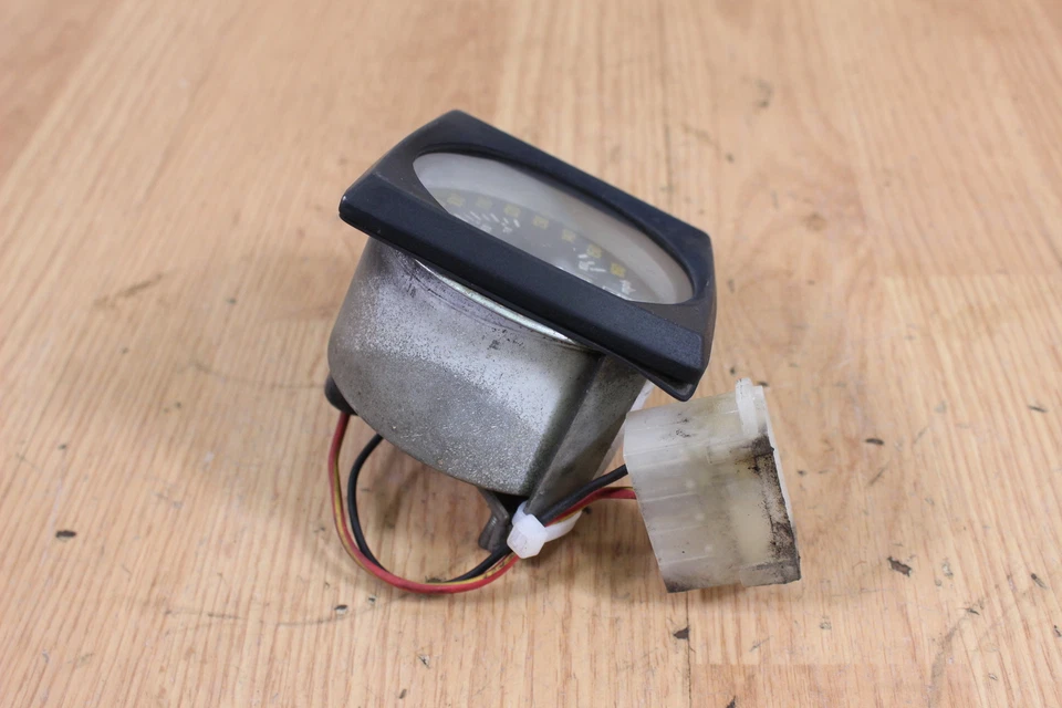 Ski-Doo Blizzard MX 5500 1981 velocímetro medidor tablero Speedo Foto 4 de 4