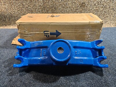 Smith-Blair 317 Service Saddle 3/4'' NPT 24'' Nominal Size OD Range 25.75-25.85''