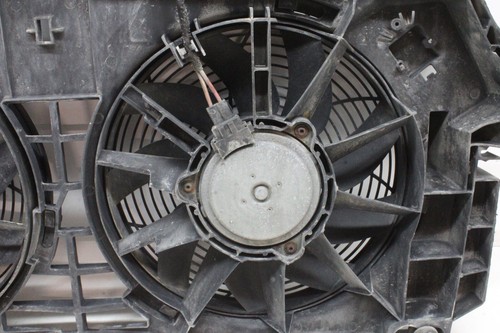 2014 MERCEDES SPRINTER 2500 ENGINE RADIATOR DUAL COOLING FAN ASSEMBLY OEM 11-19 - Picture 3 of 13