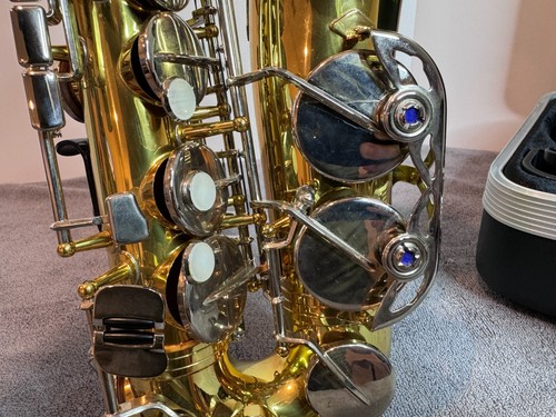 Saxofón Alto Jupiter JAS710 Modelo Estudiante con Estuche - Excelente Estado - Imagen 22 de 24