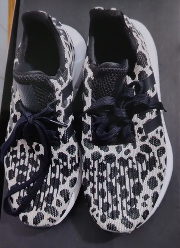 Adidas *RARE* Animal Print Swift Run Tennis Shoes Sneakers Women’s Size 6 - Picture 3 of 11