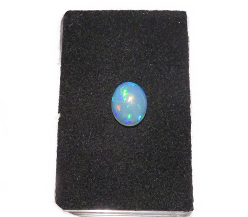 Opale pregiato Etiopia cabochon circa 11x9 mm 2,6 ct. U32729 - Foto 2 di 5
