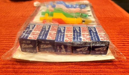Rare Vintage Carrousel Plastic Bang Caps ROCKETS - NEW in Package - Hong Kong - Picture 7 of 10