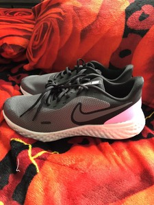 nike 2e running shoes