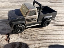 Vintage 1978 Tonka Truck Pickup Made In USA Black And Silver. Plastic And Metal