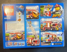 LEGO City 60002 Firefighting Ladder Truck Set Building Toy Used