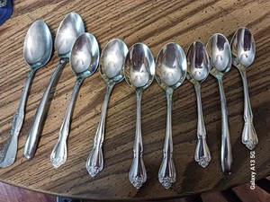 Assorted Lot Of Spoons Great For Crafting