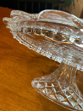 Ancien plateau de présentation pour gâteaux ou tartes  en cristal 33 cm - 1970