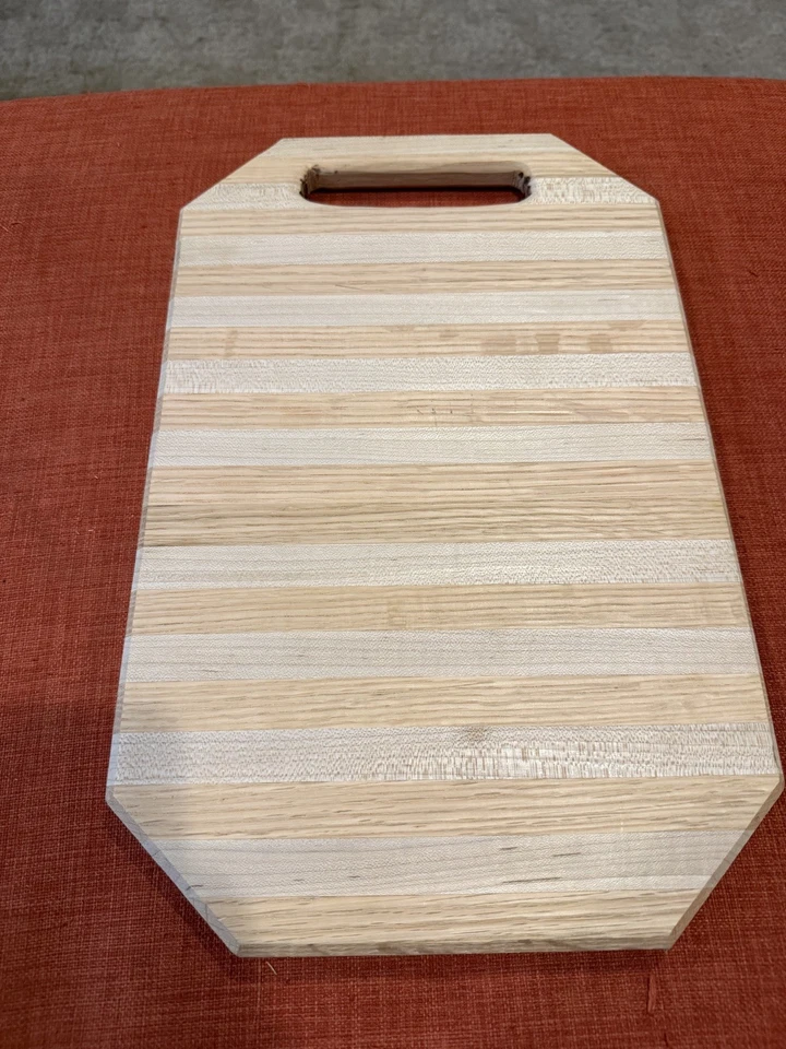 Handmade Wood Cutting Board Oak Maple Charcuterie Chopping Block with handle - Image 3 of 4