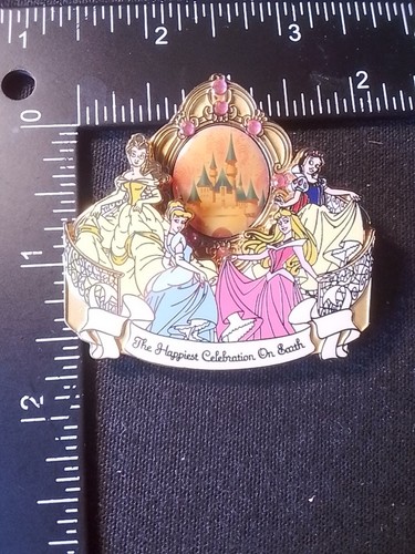 WDW Walt Disney World 3D Pin 4 Princesses Castle Happiest Celebration on Earth