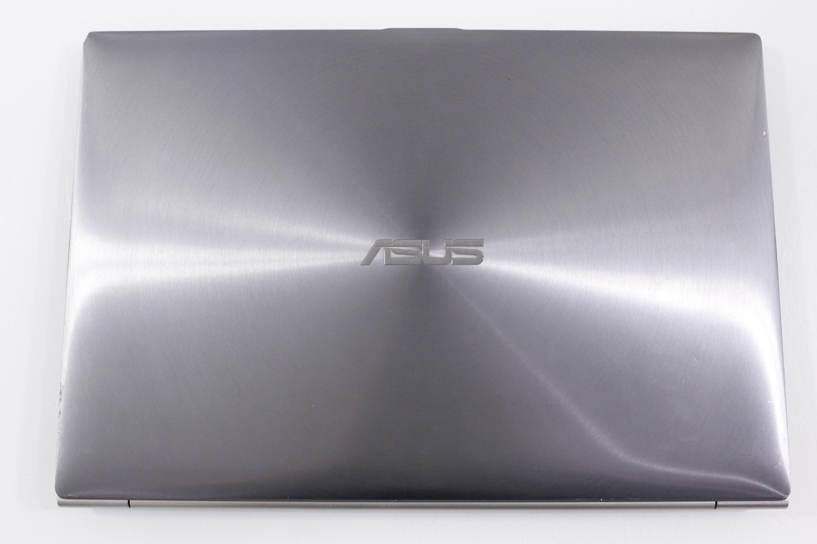 HP EliteBook 840 G6, 14-Inch Laptop, with i7-8665U, 256 GB SSD (Solid State Drive), Windows 11 Pro