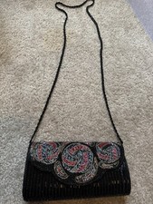 VTG Elegant Beaded Evening Clutch W/ Magnetic Closure