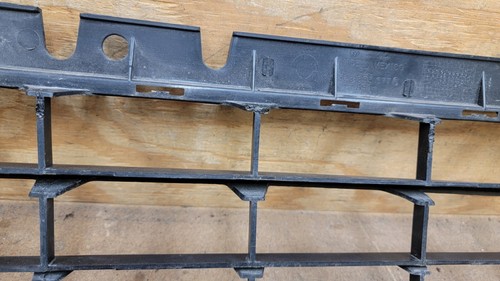2012 2013 2014 2015 VOLKSWAGEN BEETLE Front Bumper Lower Grille OEM - Picture 17 of 21