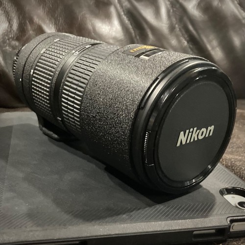 Nikon 80-200mm f.2.8D ED-IF AF D Zoom Lens with Tripod Collar - Picture 3 of 6