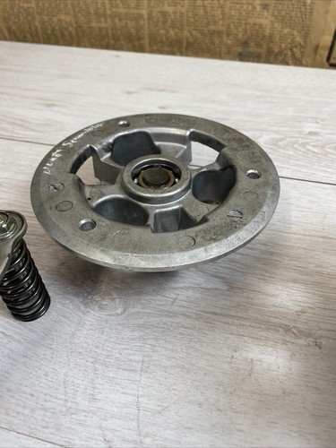 DUCATI 1100 Scrambler 2018 Clutch Basket Assembly Missing Inside Basket - Picture 3 of 6