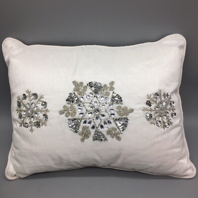 NWT Kim Seybert Neiman Marcus Snowflake Beaded Holiday Jeweled Pillows 12"x16" NWT Kim Seybert Neiman Marcus Snowflake Beaded Holiday Jeweled Pillows 12"x16"
