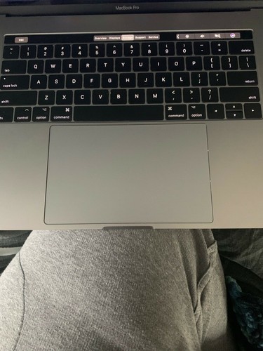 Apple MacBook Pro 15" (512GB SSD, Intel Core i7 Qaud Core , 2.9 GHz, 16GB)... - Picture 3 of 6