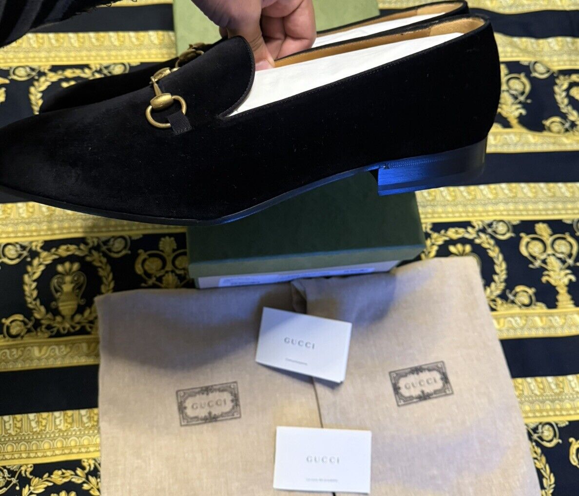 NEW Authentic Men's Gucci Gallipoli Black Velvet Loafers NEW Authentic Men's Gucci Gallipoli Black Velvet Loafers