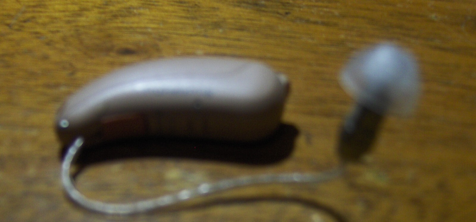 TruHearing TH Advanced RIC 19 Hearing Aid with all original Accessories
