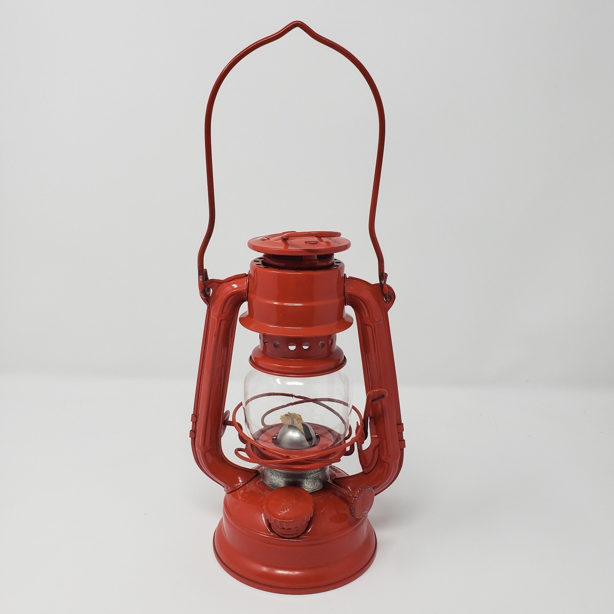 Vintage Winged Wheel 7in Red Kerosene Lantern No. 350 Made in