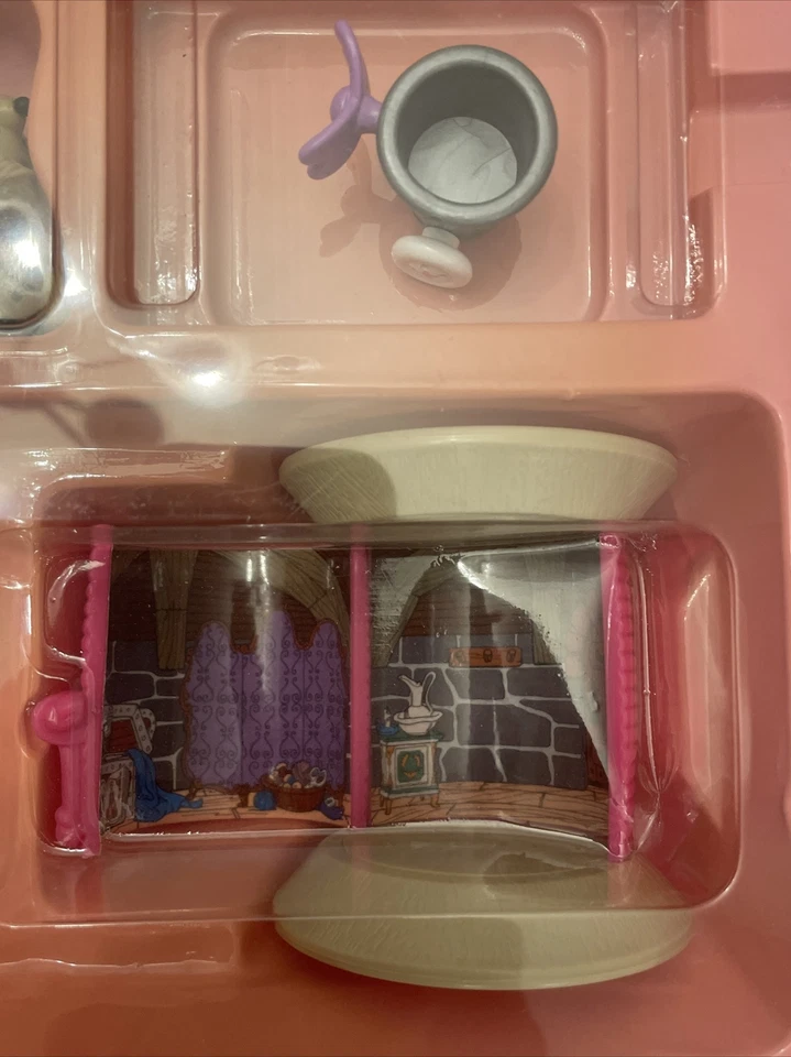 Raro Juego de Costura de Colección Disney Ratones Cenicienta Hilo Carrete Habitaciones Juguete Foto 4 de 4