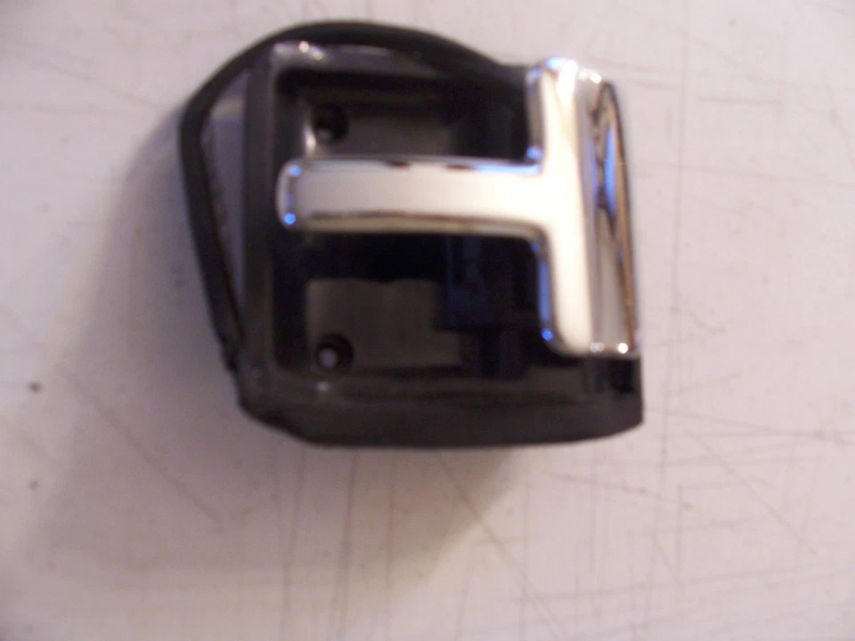 MANIJA PUERTA INTERIOR CONTINENTAL INTERIOR DERECHA OEM USADA LINCOLN 88 89 90 91 92 93 Foto 4 de 4