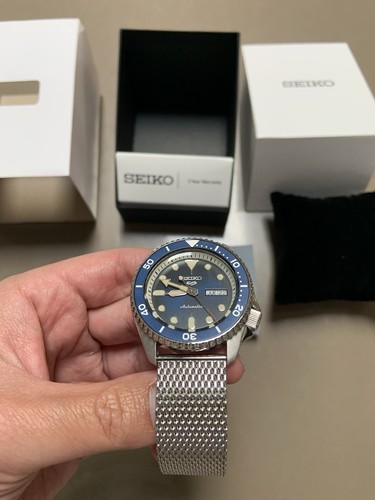 $375 Seiko 5 Sports SRPD71 Blue Stainless Steel Watch with Mesh Bracelet - Picture 5 of 10