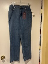 Gloria Vanderbilt Amanda Classic Fit Jeans - Size 6 - NWT