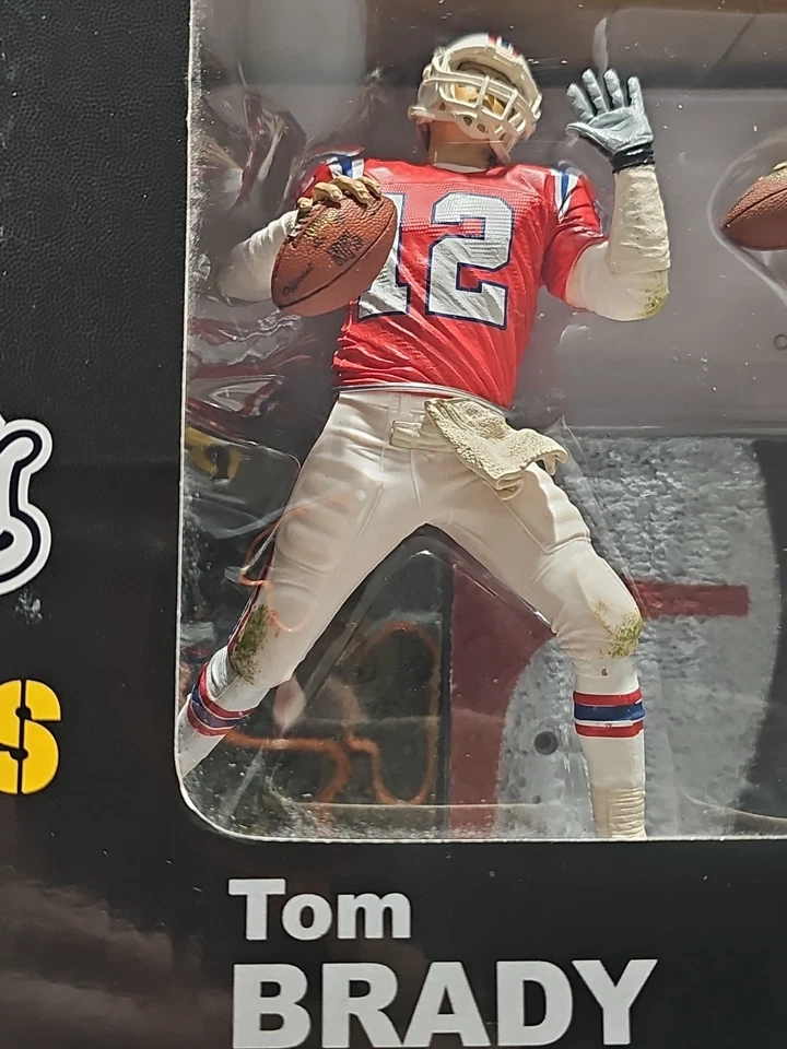 McFarlane NFL Quarterbacks 3-pack Tom Brady Peyton Manning Ben Roethlisberger - Image 2 of 4