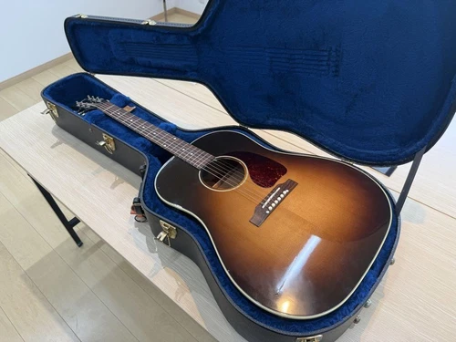 Gibson J-45 Standard 2013 Acoustic Guitar Sunburst Hard Case Included