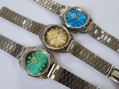 Vintage Orient Crystal Automatic Facet Crystal Mint Choose color price for one.