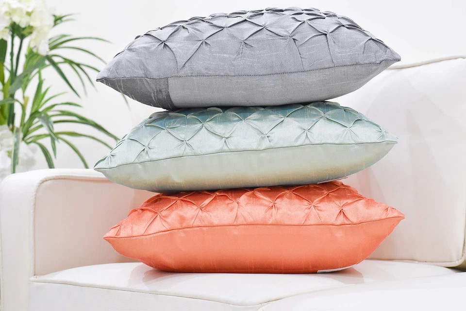 Fundas Euro Sham azul marino (seda sintética, pliegue pellizco, 26x26 pulgadas, paquete de 2) Foto 4 de 4