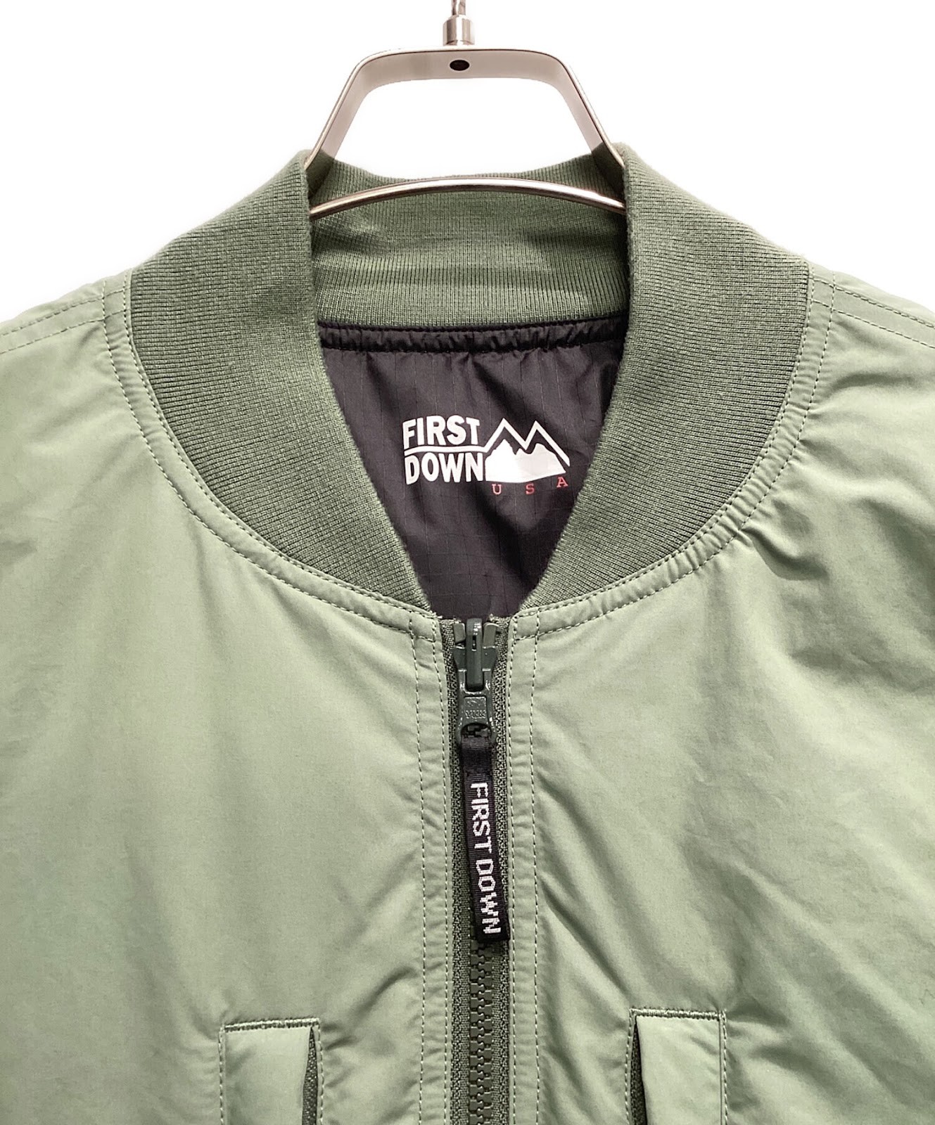 FIRST DOWN reversible down jacket Size: L Khaki F… - image 3