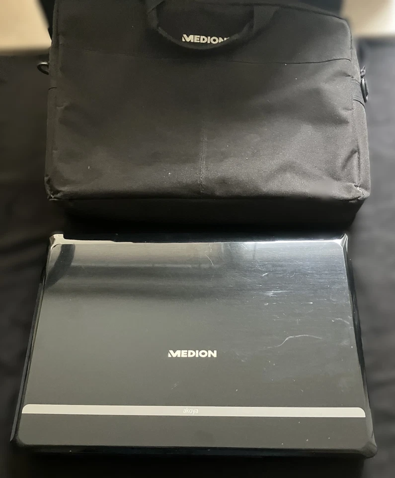 MEDION MD 97440 NOTEBOOK LAPTOP WINDOWS mit Tasche - Bild 3 von 4
