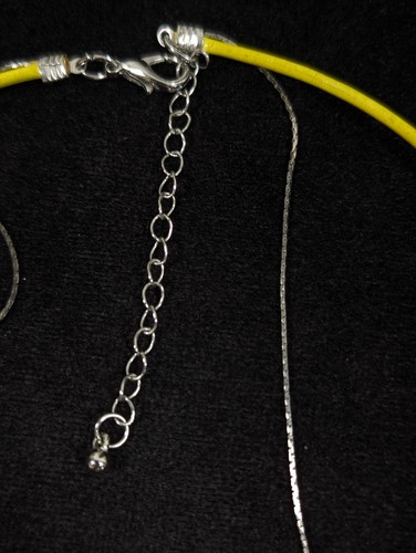 Bright Yellow Green Cord Hammered Silver Tone Slide Pendant Statement Necklace - Picture 6 of 9