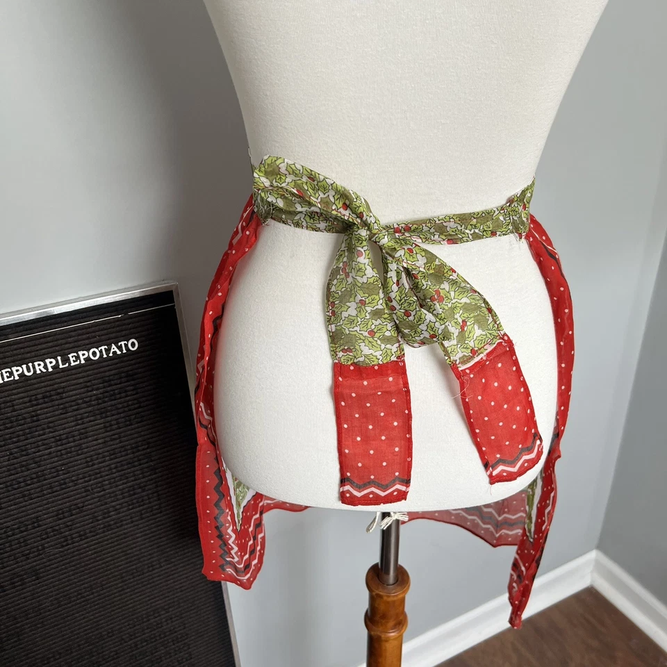 Vintage Red & Green Polka Dot Christmas Tree Apron - Image 4 of 4